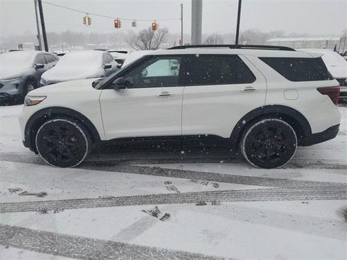 2024 Ford Explorer ST