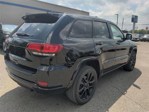 2020 Jeep Grand Cherokee Altitude