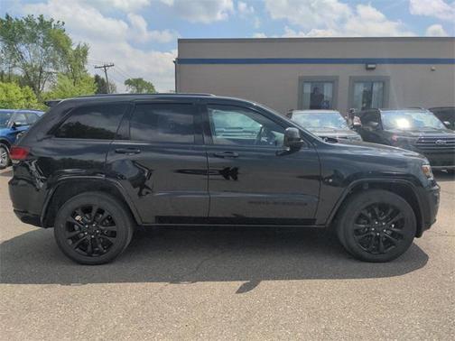 2020 Jeep Grand Cherokee Altitude