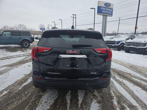 2020 GMC Terrain SLE