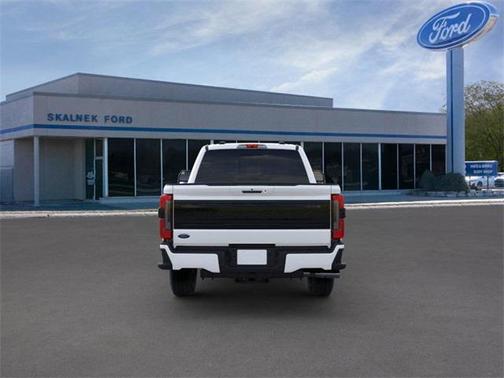 2025 Ford F-350 Platinum