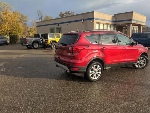 2019 Ford Escape SEL
