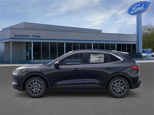 2026 Ford Escape PHEV SE