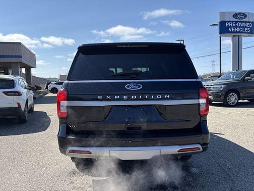 Black Metallic 2024 Ford Expedition XLT