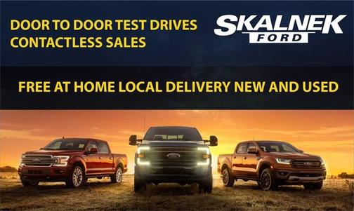 Ingot Silver Metallic 2014 Ford Focus SE