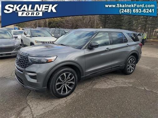 2022 Ford Explorer ST-Line