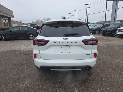 2024 Ford Escape ST-Line Select