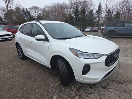 2024 Ford Escape ST-Line Select