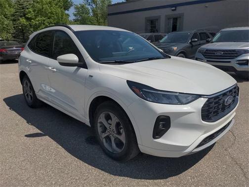 2023 Ford Escape ST-Line Select