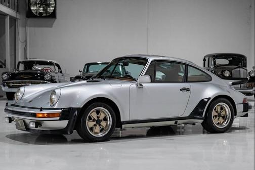 1976 Porsche 911 Carrera