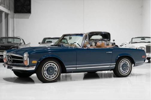 1970 Mercedes-Benz SL-Class 280 SL Roadster (Four-speed Manual)