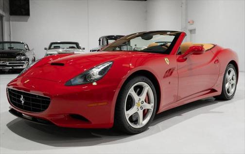 2010 Ferrari California Base