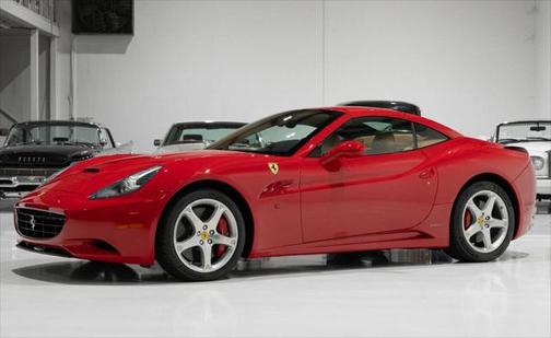 2010 Ferrari California Base