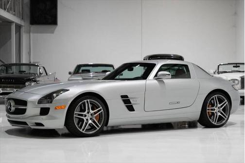 2011 Mercedes-Benz SLS AMG Base