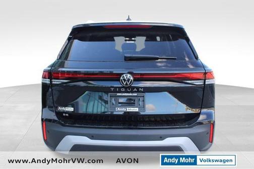 2025 Volkswagen Tiguan 2.0T SE