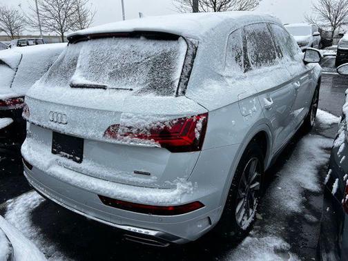 2024 Audi Q5 45 S line Premium Plus
