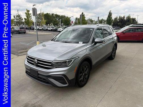 Pyrite Silver Metallic 2023 Volkswagen Tiguan 2.0T SE 4MOTION