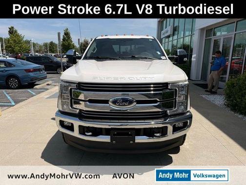 White Platinum 2017 Ford F-250 Lariat