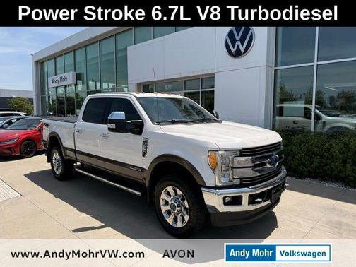 White Platinum 2017 Ford F-250 Lariat