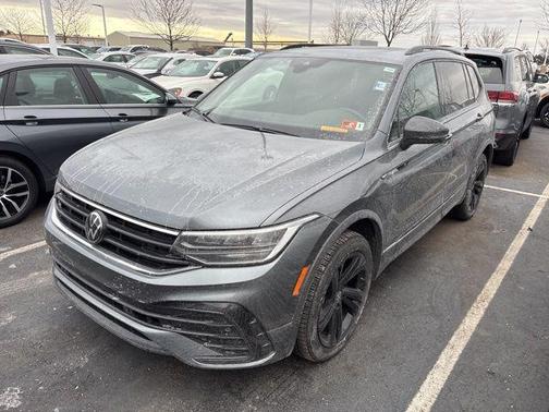 2024 Volkswagen Tiguan 2.0T SE R-Line Black 4MOTION