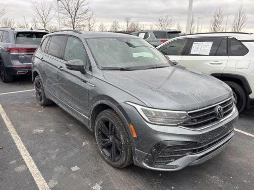 2024 Volkswagen Tiguan 2.0T SE R-Line Black 4MOTION