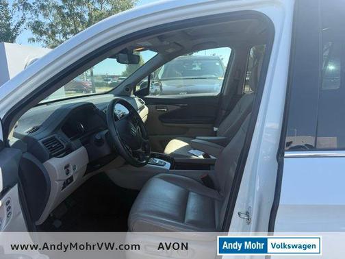 2020 Honda Pilot Touring 8-Passenger