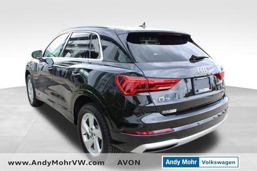 2022 Audi Q3 Premium