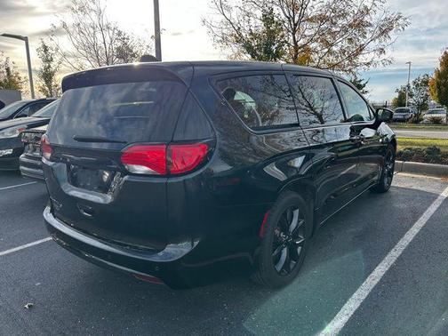 2019 Chrysler Pacifica Touring Plus