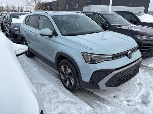 2025 Volkswagen Taos 1.5T SE