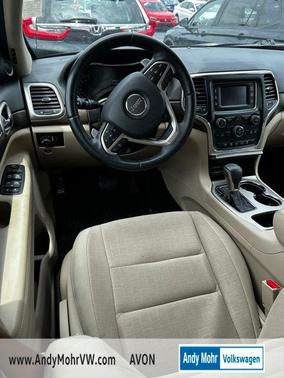 2017 Jeep Grand Cherokee Laredo