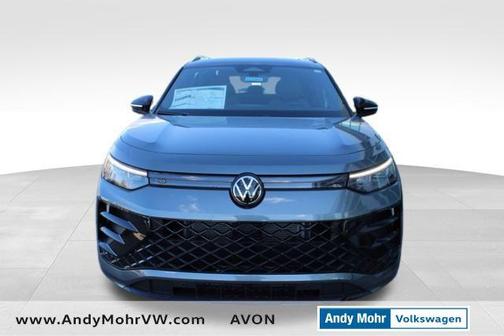 2025 Volkswagen Tiguan 2.0T SE R-Line Black