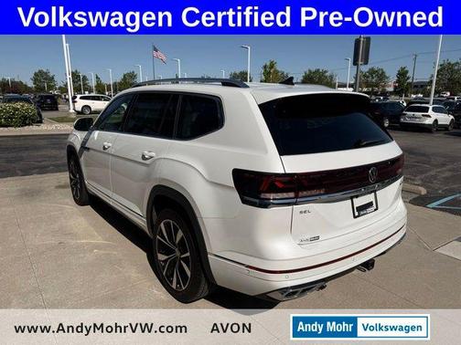 Pure White 2025 Volkswagen Atlas 2.0T SEL Premium R-Line 4MOTION