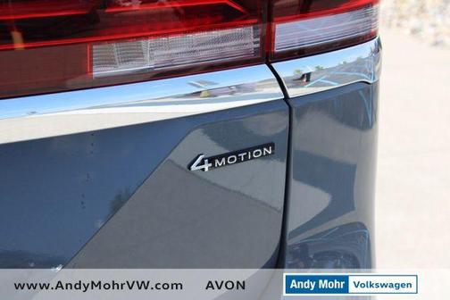 2025 Volkswagen Atlas 2.0T SE w/Technology 4MOTION