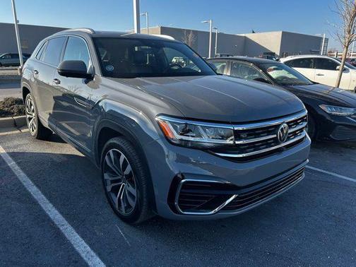 2022 Volkswagen Atlas Cross Sport 3.6L V6 SEL Premium R-Line
