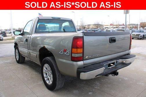 2000 Chevrolet Silverado 1500 LS