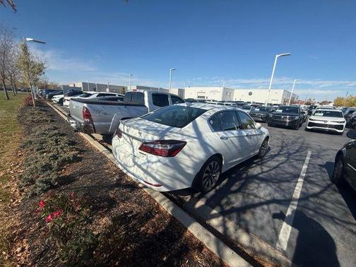 2017 Honda Accord Hybrid EX-L