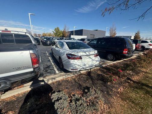 2017 Honda Accord Hybrid EX-L