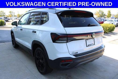 2025 Volkswagen Taos 1.5T SE Black