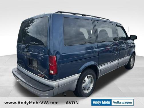 2000 GMC Safari SLE