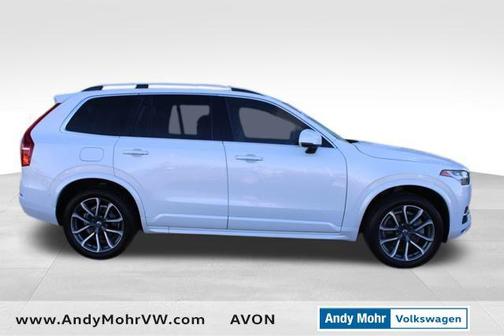 2019 Volvo XC90 T6 Momentum