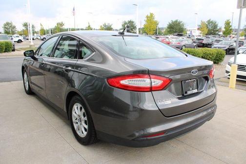 2016 Ford Fusion S