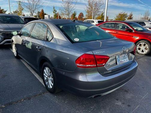 2014 Volkswagen Passat 1.8T S