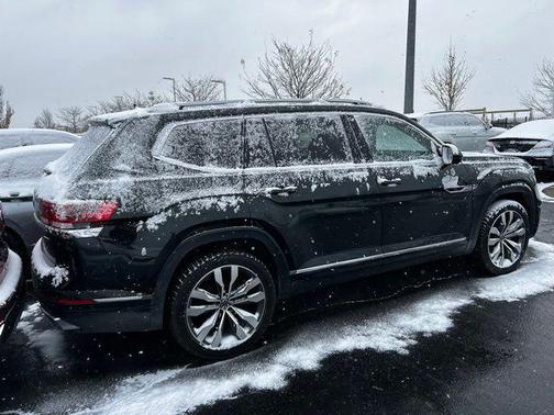 2022 Volkswagen Atlas 3.6L SEL Premium