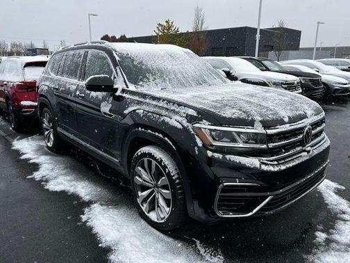 2022 Volkswagen Atlas 3.6L SEL Premium