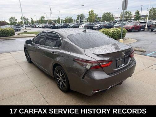 Predawn Gray Mica 2022 Toyota Camry SE