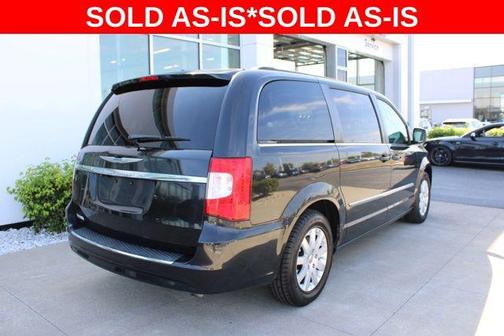 2014 Chrysler Town & Country Touring