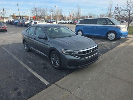 2024 Volkswagen Jetta 1.5T SE