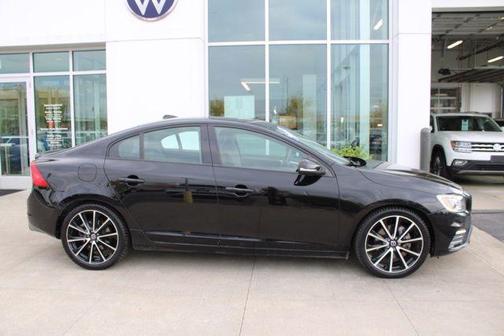 2017 Volvo S60 T5 Dynamic