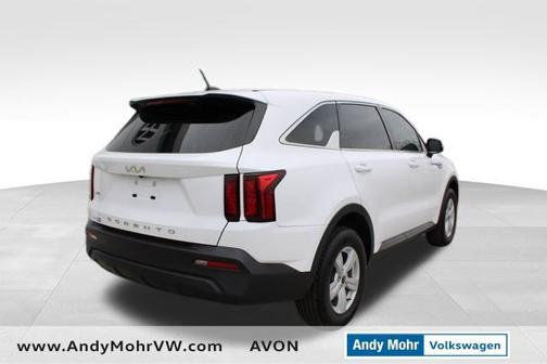 2022 Kia Sorento LX