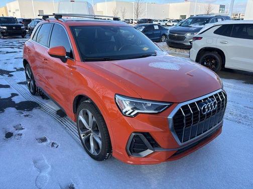 2019 Audi Q3 2.0T S line Premium Plus
